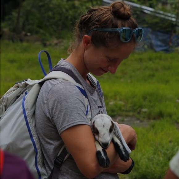 Meet your Posher, Emily - Picture 1 of 1